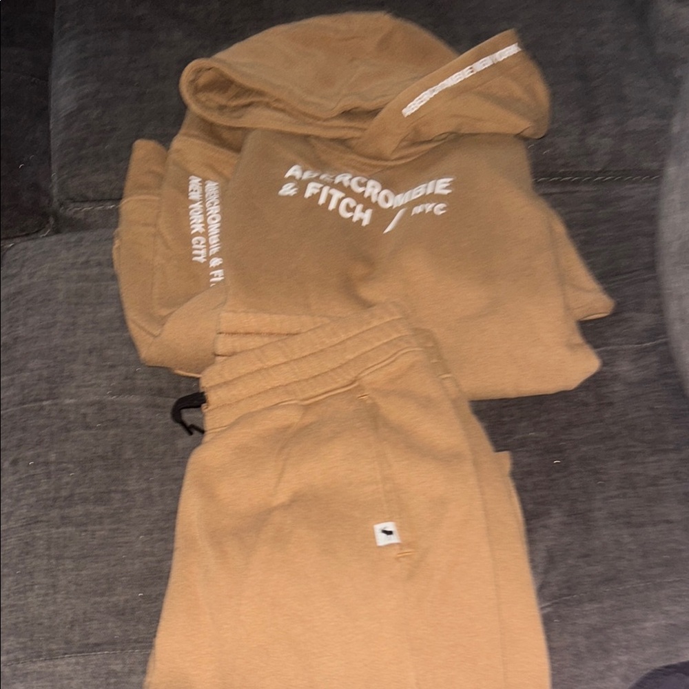 Abercrombie & Fitch Camel Hoodie and Sweatpants